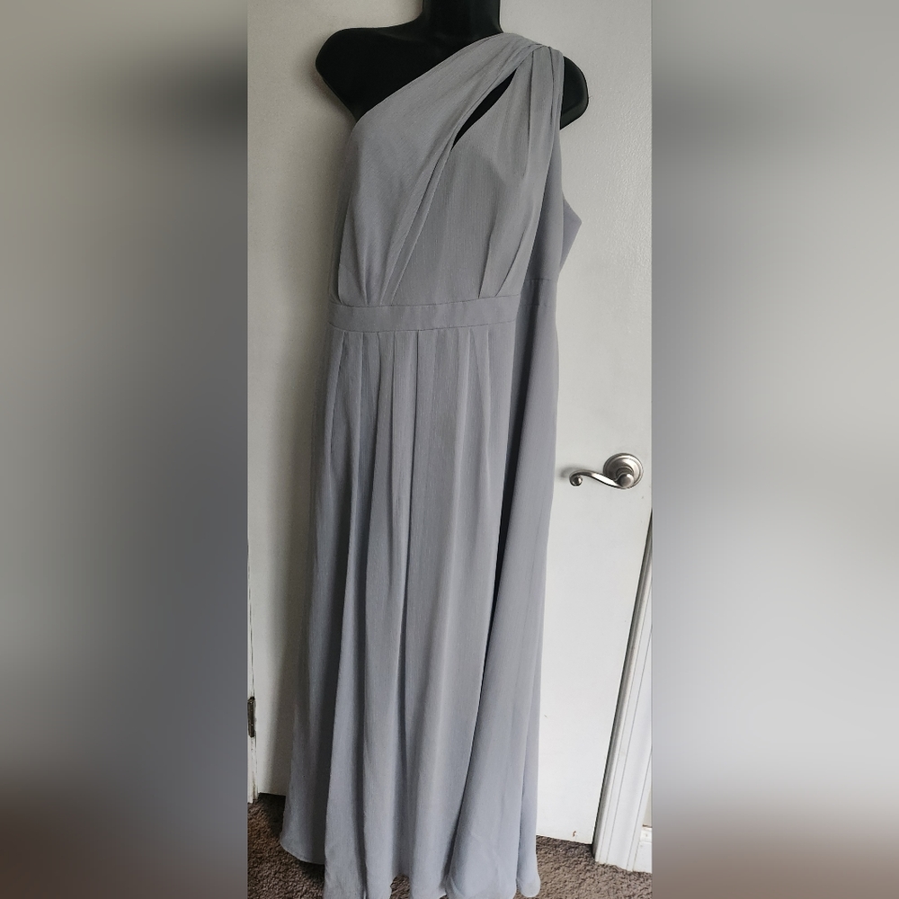 David's Bridal Grey Dress Size 20